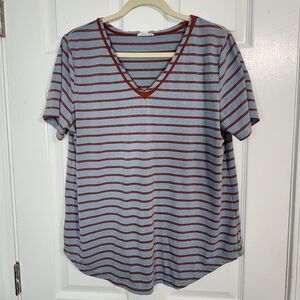 EUC blue and red striped v neck size L